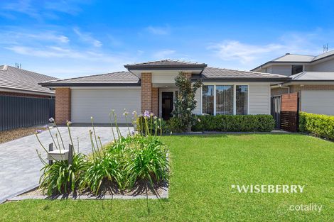 Property photo of 21 Minorca Circuit Hamlyn Terrace NSW 2259