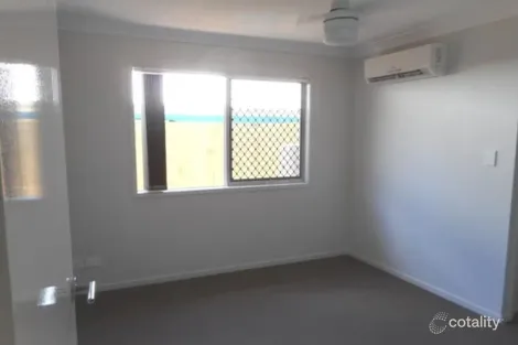 Property photo of 7 Imelda Way Pimpama QLD 4209