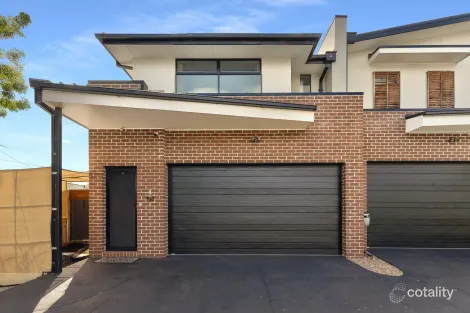 Property photo of 4/2 Lynn Drive Ferntree Gully VIC 3156