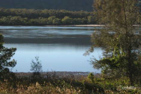 Property photo of 79 Wahine Drive Russell Island QLD 4184