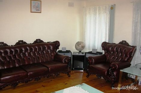 Property photo of 33 Illaroo Street Capel Sound VIC 3940