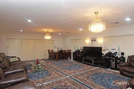 Property photo of 2 Cheyne Way Caversham WA 6055