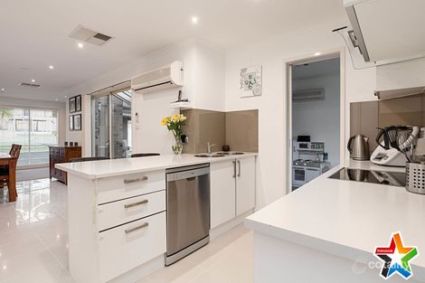 Property photo of 20 Charlwood Drive Mooroolbark VIC 3138