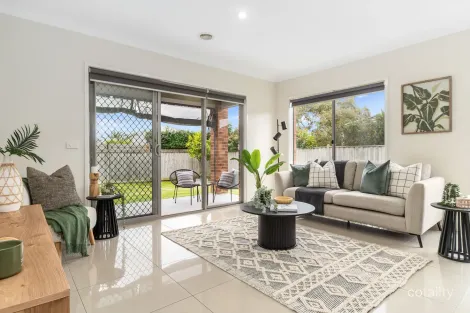 Property photo of 11 Romina Drive Langwarrin VIC 3910