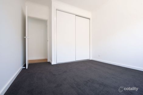 Property photo of 68 Waterlink Esplanade Horsham VIC 3400
