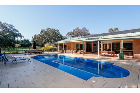 Property photo of 9-11 Glen Campbell Court Sale VIC 3850
