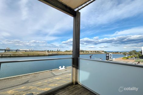 Property photo of 7 Warrawee Dock Port Adelaide SA 5015