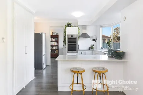 Property photo of 146 Lakeline Drive Kanahooka NSW 2530