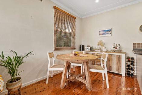 Property photo of 19 Collarena Crescent Kahibah NSW 2290
