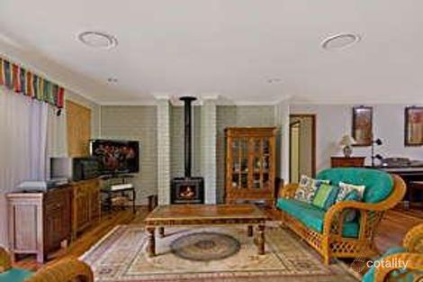 Property photo of 28 Evans Grove Road Glenview QLD 4553