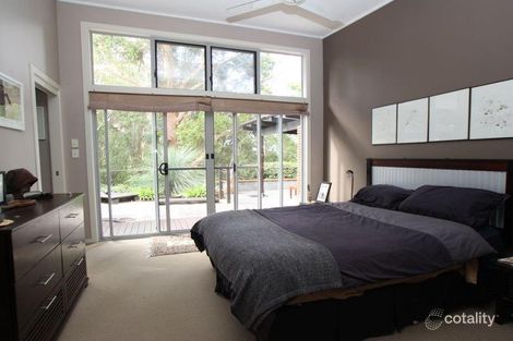 Property photo of 25 Flinders Way Ocean Shores NSW 2483