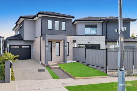 27 PYALONG CRES, DALLAS, VIC 3047