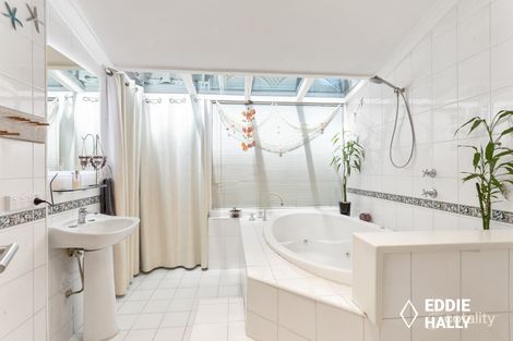 Property photo of 12 Allis Heights Yangebup WA 6164