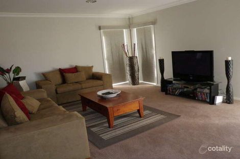 Property photo of 4 Jindabyne Court Kialla VIC 3631