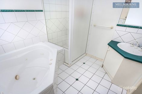 Property photo of 9 Murchison Drive Roxburgh Park VIC 3064
