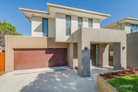 8a Meadowbank Ave, Doncaster, VIC 3108
