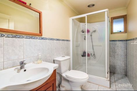 Property photo of 2 Belmar Street Cranbourne VIC 3977