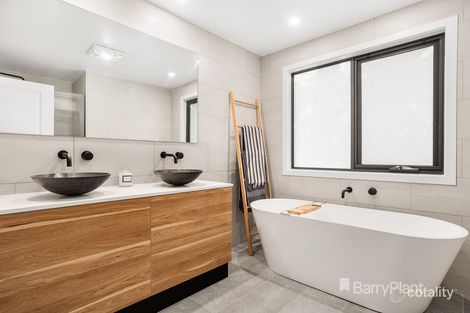 Property photo of 85A Hawthory Road Mooroolbark VIC 3138