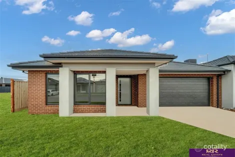 35 Metroon Dr, Weir Views, VIC 3338