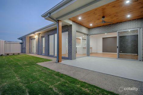 Property photo of 68 Waterlink Esplanade Horsham VIC 3400
