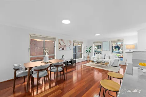 Property photo of 8 Audrey Cahn Street Macgregor ACT 2615