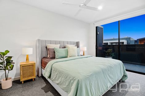 Property photo of 39 Kenswick Street Point Cook VIC 3030