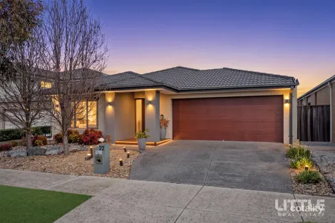 Property photo of 22 Brightstone Drive Clyde North VIC 3978