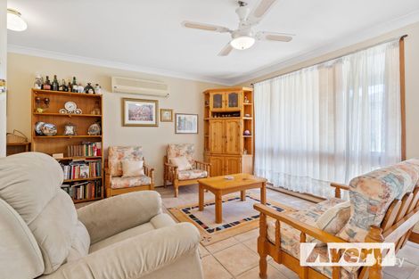 4 Angela Cl, Carey Bay, NSW 2283