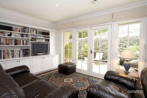 Property photo of 2/2 Marriage Road Brighton East VIC 3187
