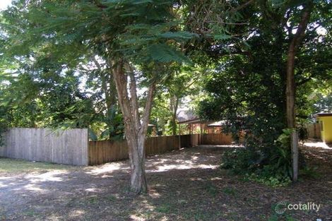 5 Hibiscus Lane, Holloways Beach, QLD 4878