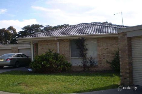 Property photo of 5 Norham Court Berwick VIC 3806
