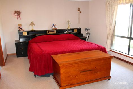 Property photo of 77 Cowan Road York WA 6302