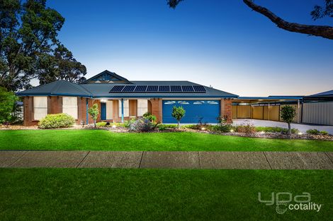 36 Lagarna Dr, Kurunjang, VIC 3337