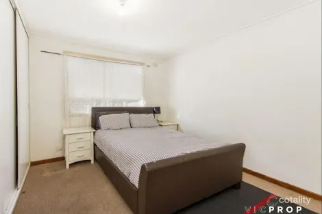 Property photo of 64 Walmer Avenue St Albans VIC 3021