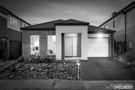Property photo of 6 Oberon Street Point Cook VIC 3030