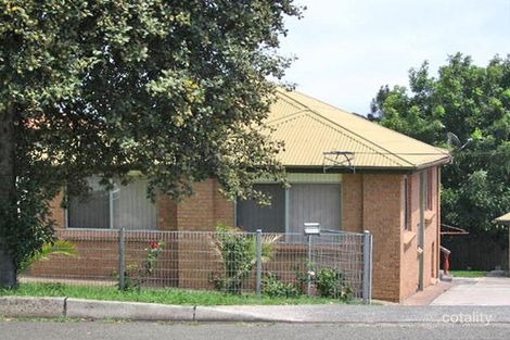 15 Third Ave N, Warrawong, NSW 2502