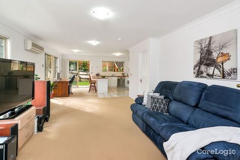 Property photo of 2/87 Russell Terrace Indooroopilly QLD 4068