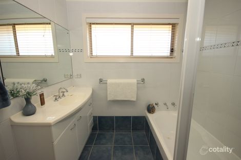 Property photo of 11 Lakeview Crescent Forster NSW 2428
