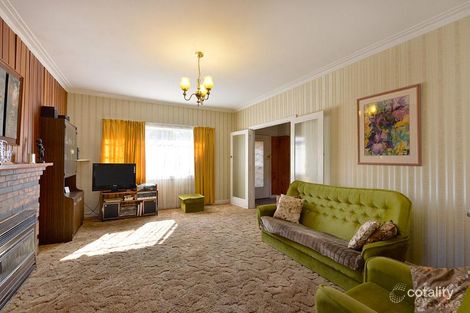 Property photo of 12 Hillside Road Mount Waverley VIC 3149