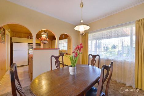 Property photo of 12 Hillside Road Mount Waverley VIC 3149