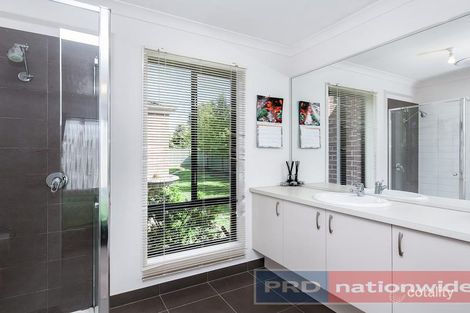 Property photo of 17 Lowry Crescent Miners Rest VIC 3352