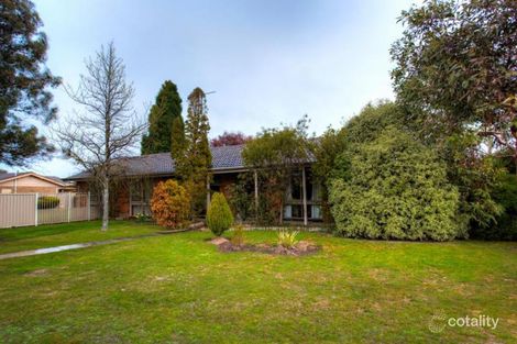 Property photo of 56 Marie Crescent Wendouree VIC 3355