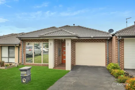 57 Belmont Cres, Pakenham, VIC 3810