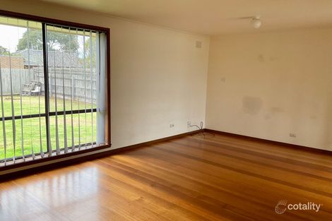 Property photo of 102 Duncans Road Werribee VIC 3030