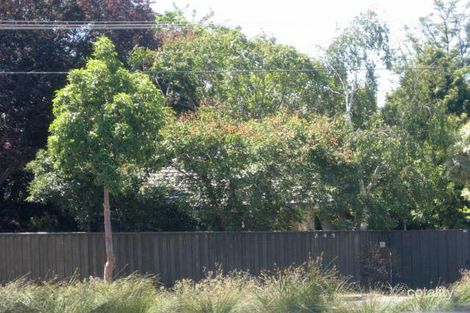245 Burwood Hwy, Burwood East, VIC 3151