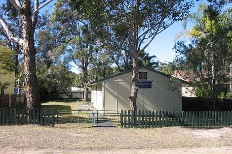 16 Warwick Ave, Mannering Park, NSW 2259