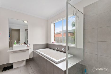 Property photo of 15 Cantwell Drive Sale VIC 3850