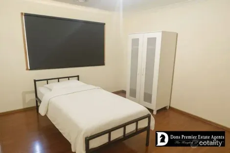 Property photo of 19 Insignia Crescent Berwick VIC 3806