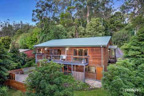 8 Glen Harrow Heights Rd, Belgrave, VIC 3160