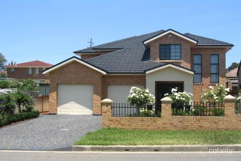 11 Lang St, Smithfield, NSW 2164